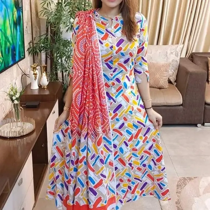 আনস্টিজ স্ক্রিন প্রিন্ট থ্রি-পিস - Must-Have Wardrobe Item