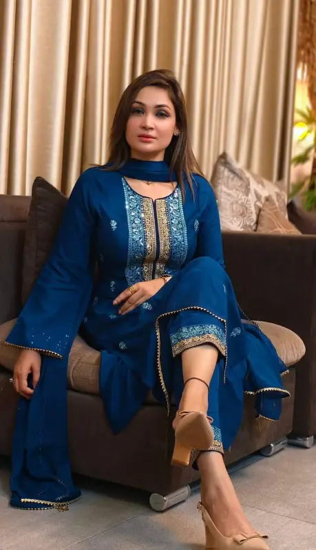 Shop Online: Naira Cut Linen 3 Piece at Best Price BD