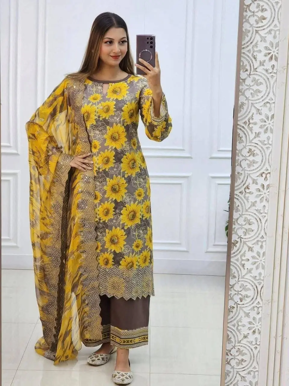 Digital Printed 3 Pieces - With Lace Work - Elegant Style