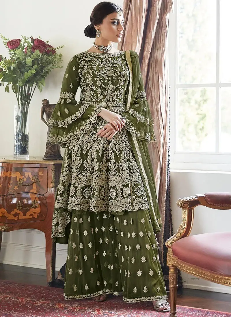 রেডিমেড জর্জেট এমব্রয়ডারি পার্টি ড্রেস