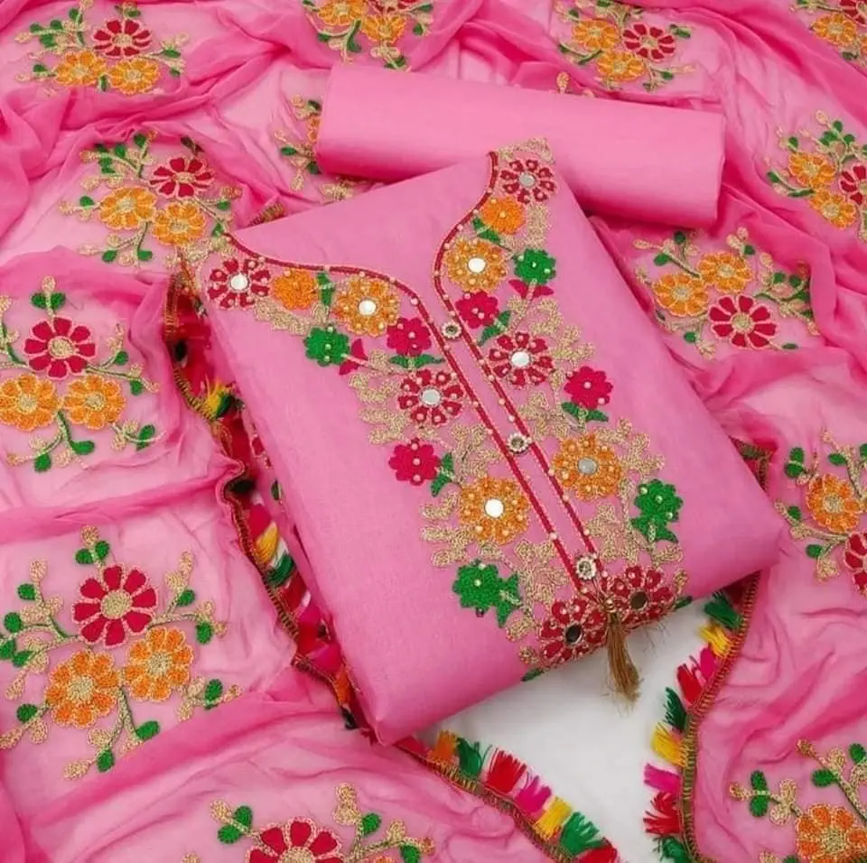 কাশ্মীরী আড়ি এম্ব্রডারী থ্রি-পিচ - Beautiful Handcrafted Attire