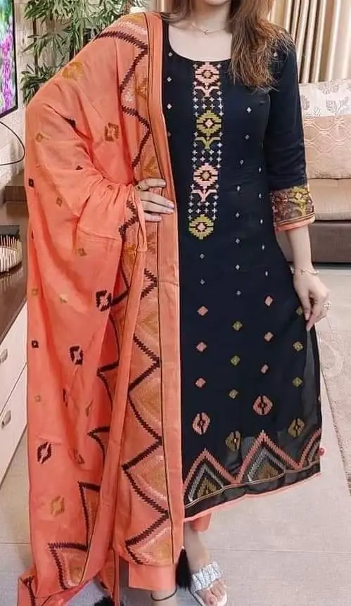 আনস্টিজ স্ক্রিন প্রিন্ট থ্রি-পিস - Colorful and Comfortable