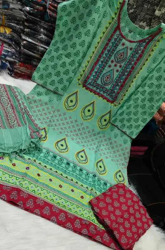 Arong Batik Three Piece - Textured Elegance