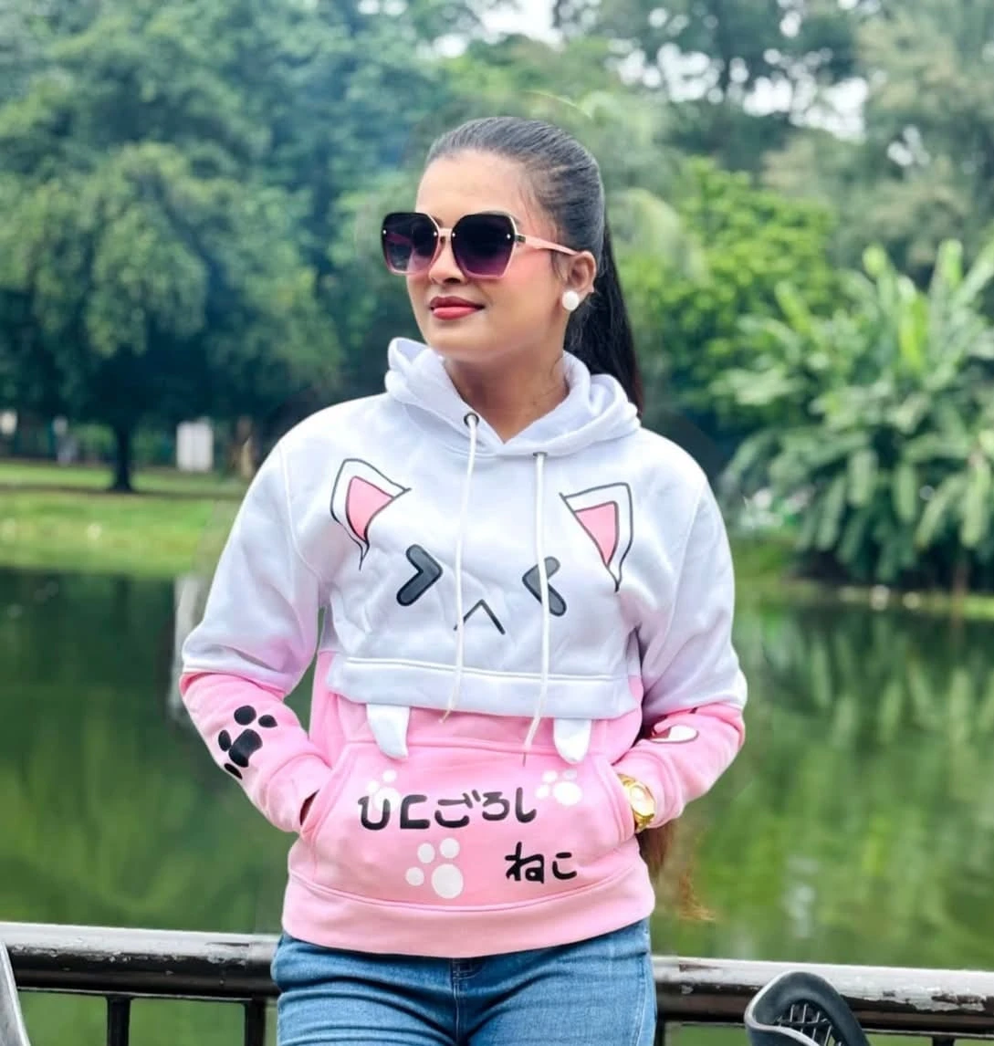 Premium Ladies Winter Hoodie | Buy at Best Price - Nazmas