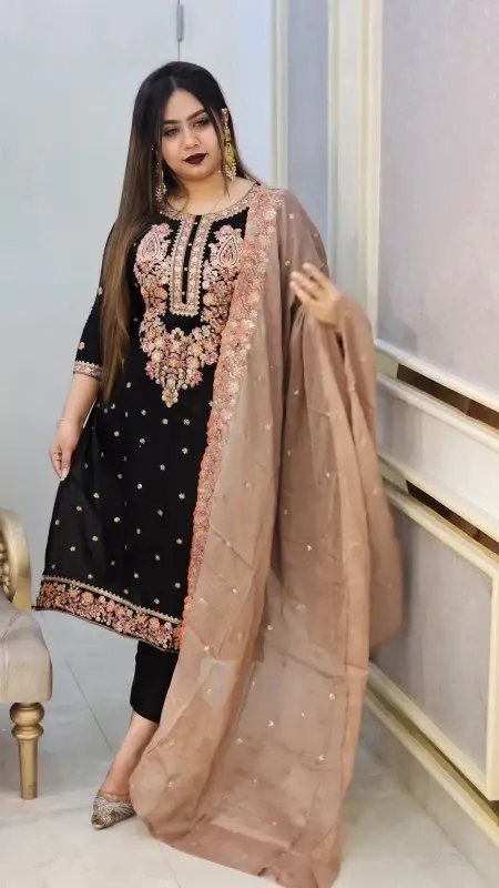 Pakistani Aspire Three Piece - Timeless Elegance