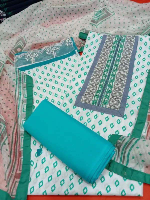 বুটিকস থ্রি পিস - Trendy Boutique Design